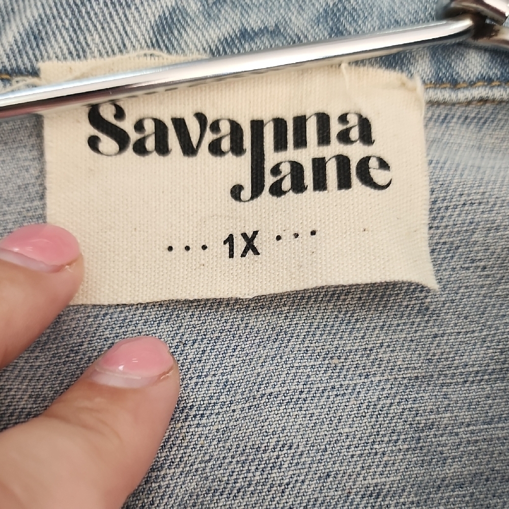 Savanna Jane Jean Jacket with Studs - Picture 2 of 5